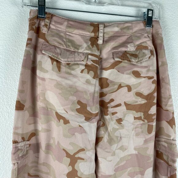 NWT Velvet Heart 100% Tencel Size XS Cargo Pants Pink Camo Roll Up Leg Straps - Picture 6 of 15